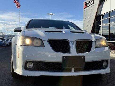 Used 2009 Pontiac G8 w/ Premium Package image 28
