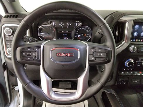 Used 2023 GMC Sierra 2500 SLT w/ SLT Premium Package image 11