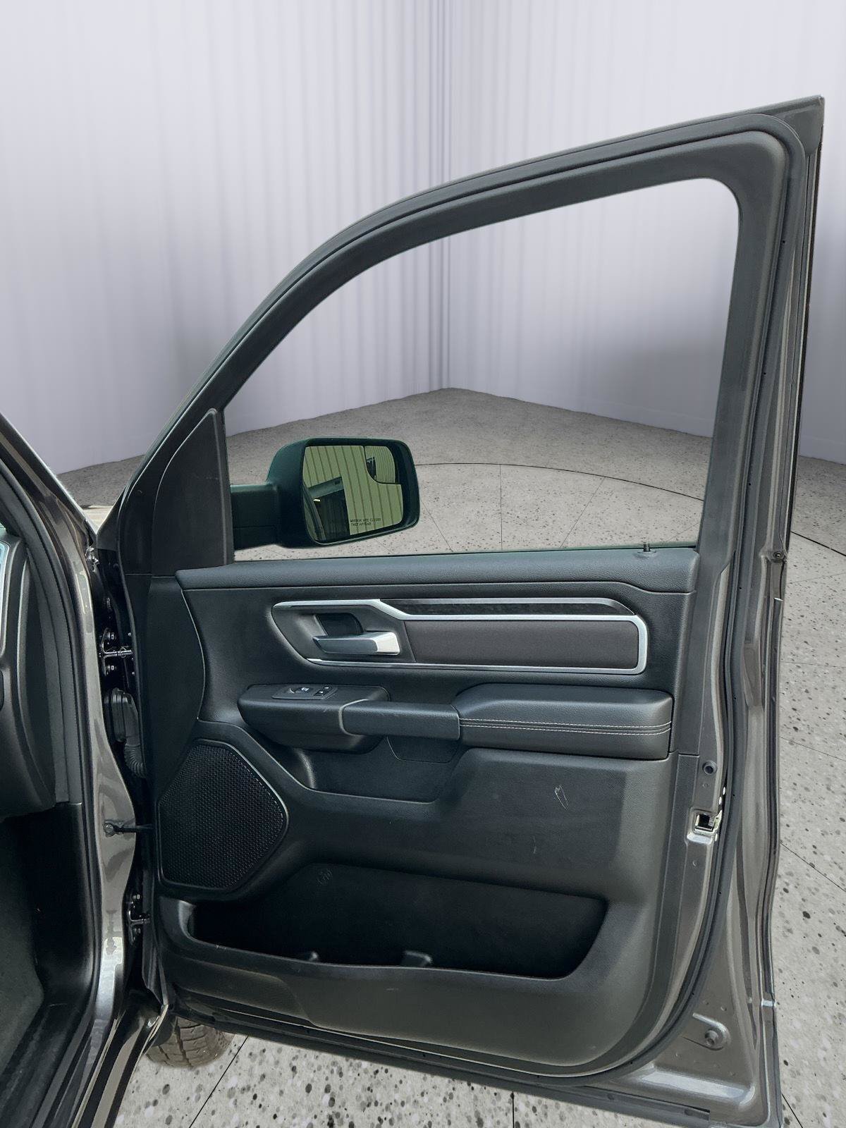Used 2023 RAM 1500 Big Horn AWD/4WD image 26