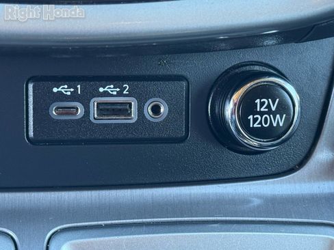 Used 2023 Nissan Murano SV image 23