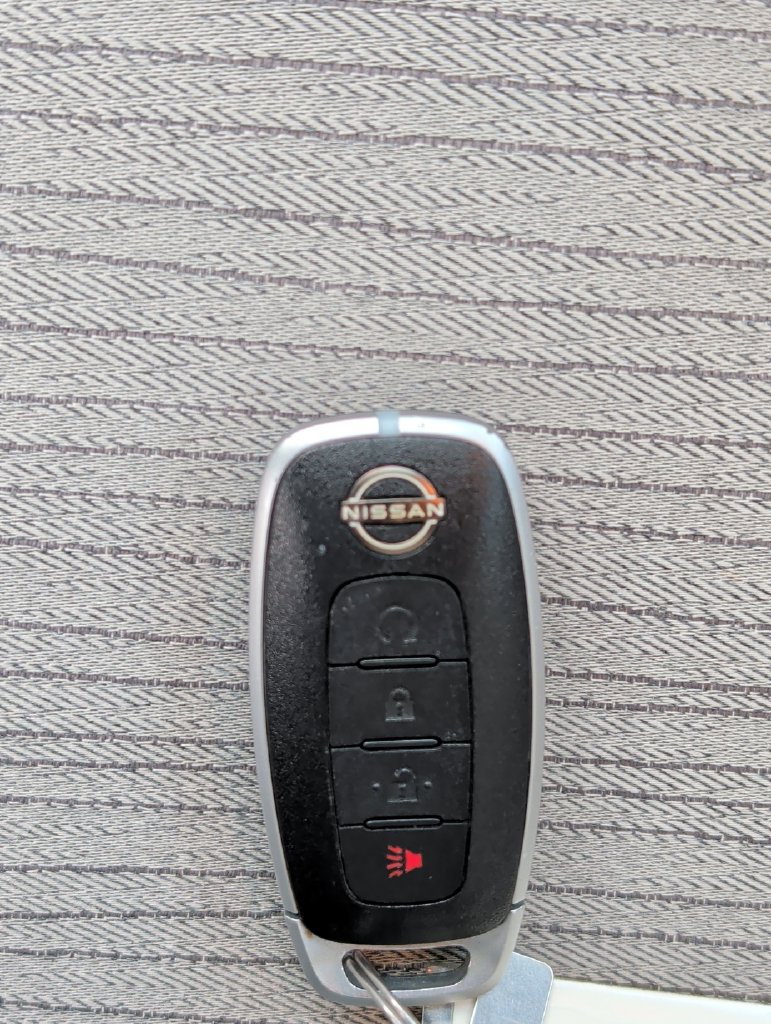 Used 2023 Nissan Rogue SV AWD/4WD image 14