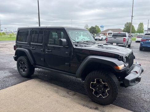 Used 2023 Jeep Wrangler Unlimited Rubicon w/ Cold Weather Group AWD/4WD image 9