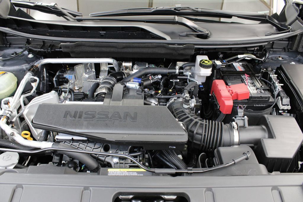 Certified 2026 Nissan Rogue SV FWD image 31