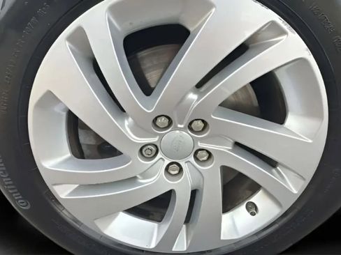 Used 2020 Land Rover Range Rover Evoque R-Dynamic S image 20