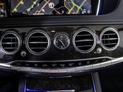 Used 2015 Mercedes-Benz S 550 Sedan image 25