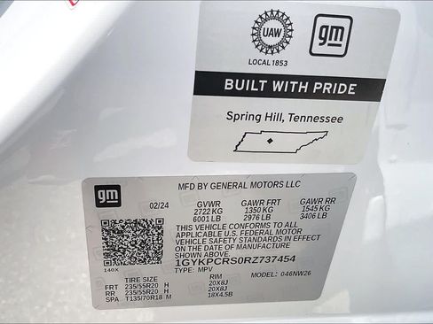 Used 2024 Cadillac XT6 Premium Luxury w/ LPO, Floor Liner Package FWD image 35