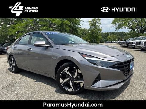 Used 2023 Hyundai Elantra SEL w/ Convenience Package FWD image 1