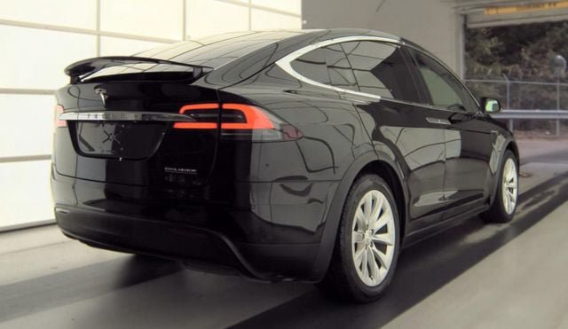 Used 2019 Tesla Model X P100D AWD/4WD image 3