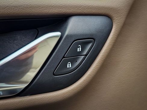 Certified 2023 GMC Yukon Denali AWD/4WD image 9