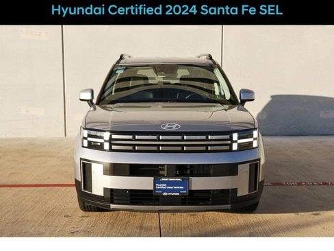 Used 2024 Hyundai Santa Fe SEL image 2