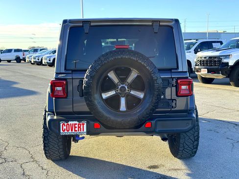 Used 2021 Jeep Wrangler Unlimited Sahara image 7