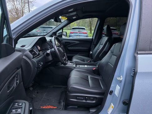 Used 2023 Honda Passport TrailSport image 17