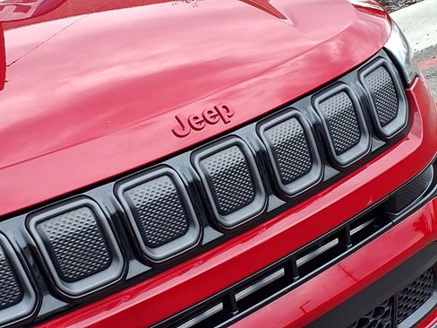 Used 2022 Jeep Compass Limited w/ (RED) Package AWD/4WD image 32