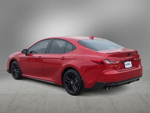 Used 2026 Toyota Camry SE w/ Convenience Package FWD image 6
