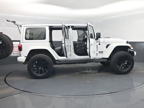 Used 2021 Jeep Wrangler Unlimited Sahara image 55