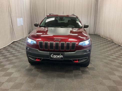 Used 2019 Jeep Cherokee Trailhawk w/ Cold Weather Group AWD/4WD image 14