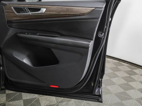 Used 2024 Volkswagen Atlas SEL Premium R-Line image 52