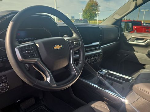 Used 2023 Chevrolet Silverado 1500 LTZ w/ Technology Package image 10
