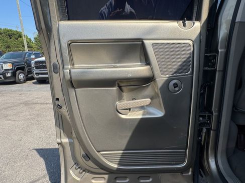 Used 2007 Dodge Ram 2500 Truck SLT image 11