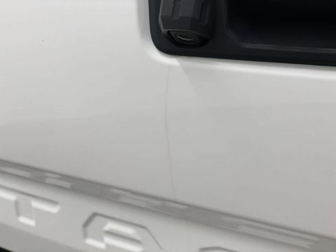 Used 2021 Toyota Tacoma TRD Off-Road w/ TRD Premium Off Road Package image 23