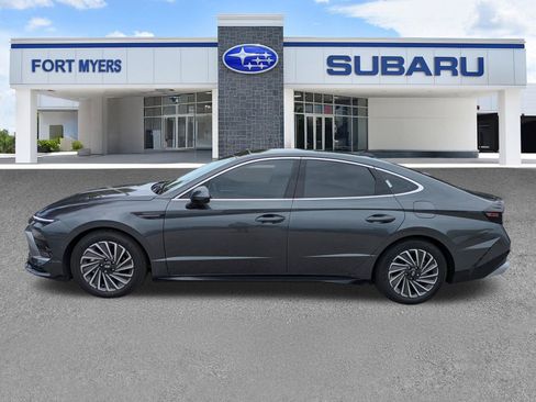 Used 2025 Hyundai Sonata Limited FWD image 7
