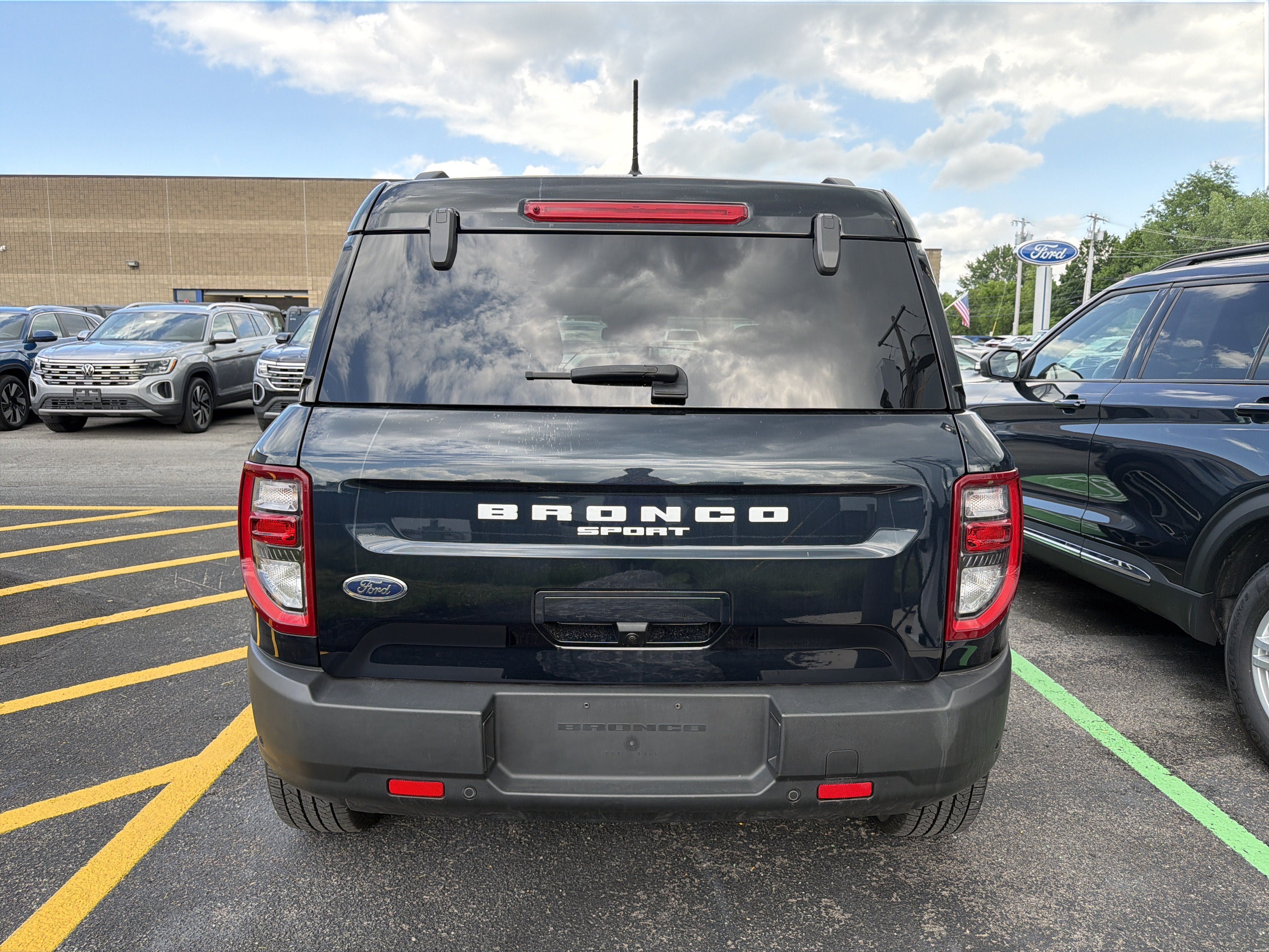 Used 2023 Ford Bronco Sport Outer Banks w/ Tech Package AWD/4WD image 6