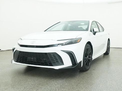 New 2026 Toyota Camry SE image 34