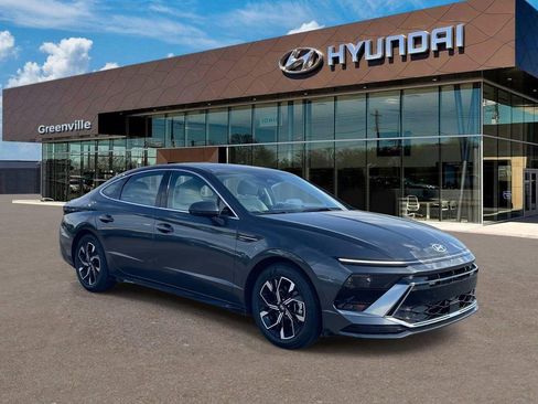 Certified 2025 Hyundai Sonata SEL AWD/4WD image 1