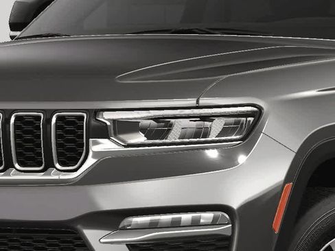 New 2025 Jeep Grand Cherokee Limited image 13