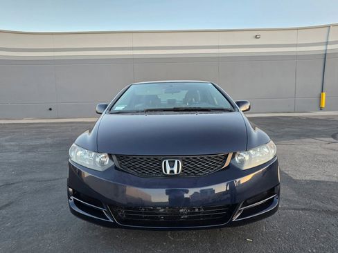 Used 2010 Honda Civic LX image 2