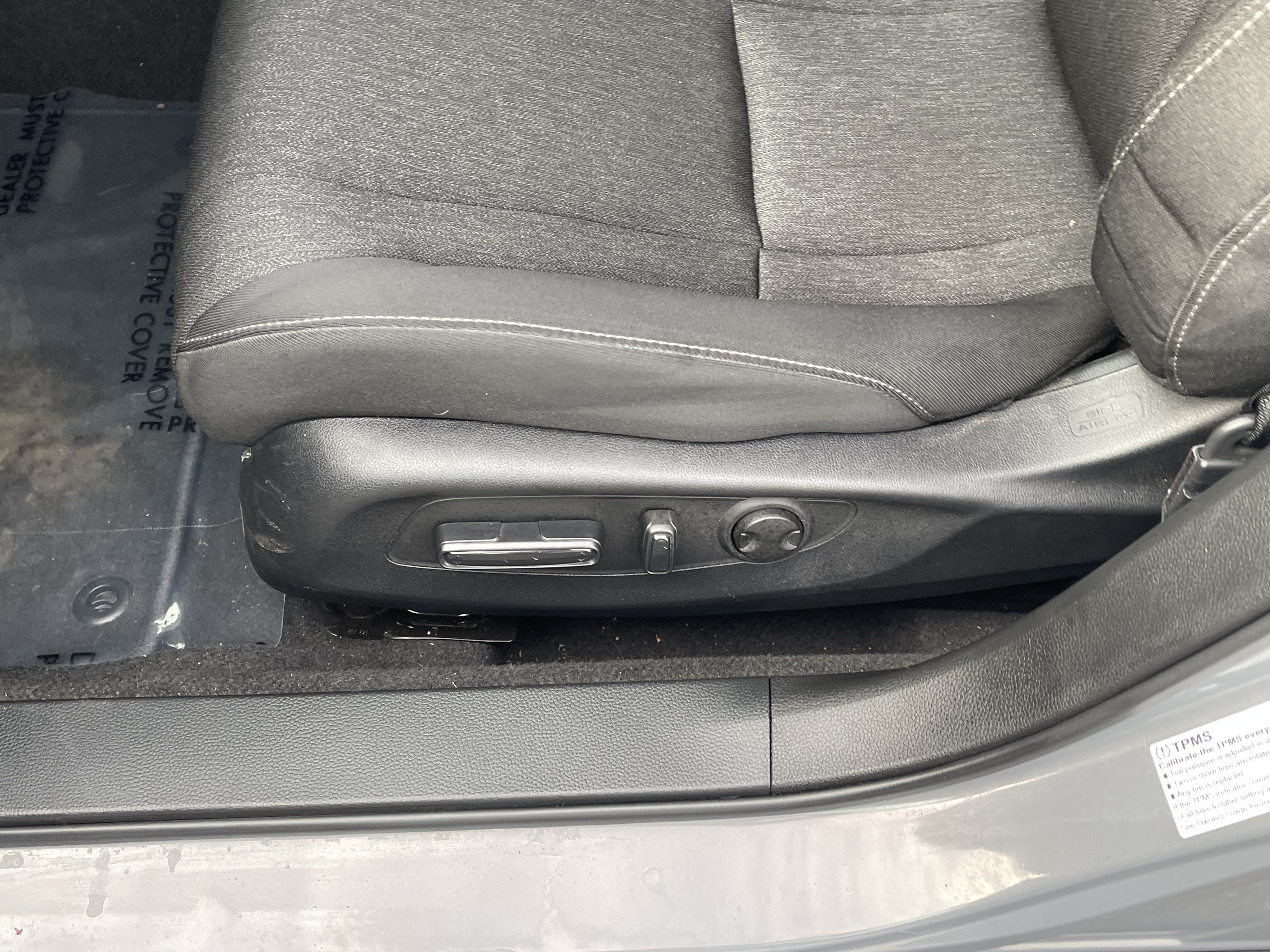 Used 2025 Honda Accord SE image 19