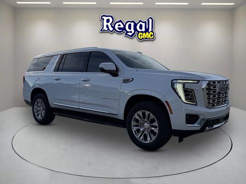 New 2026 GMC Yukon XL Denali w/ LPO, Floor Liner Package RWD image 1