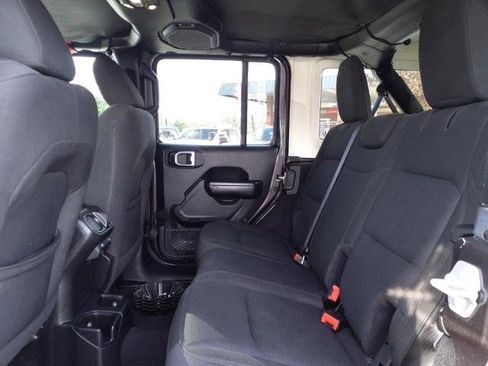 Used 2019 Jeep Wrangler Unlimited Sport S image 14