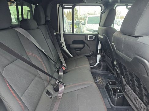 Used 2022 Jeep Gladiator Rubicon w/ Trailer Tow Package image 48