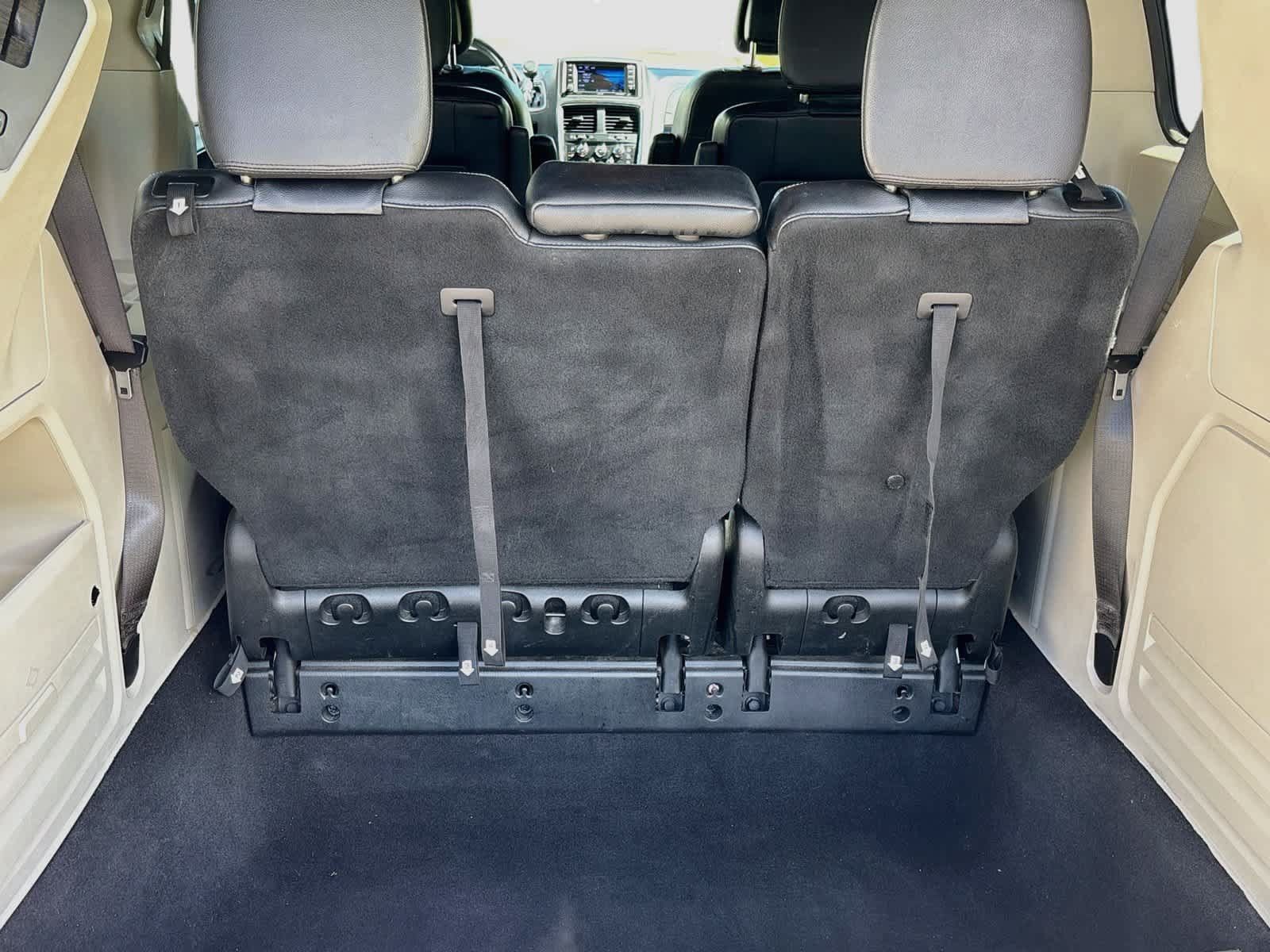 Used 2018 Dodge Grand Caravan SXT FWD image 26