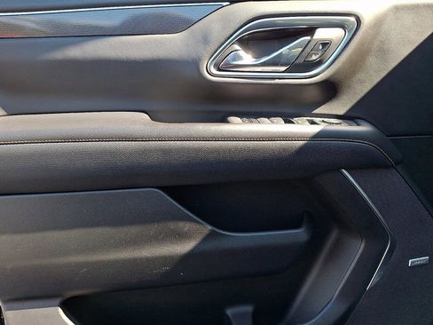 Used 2021 GMC Yukon AT4 w/ Rear Media and Nav Package AWD/4WD image 12