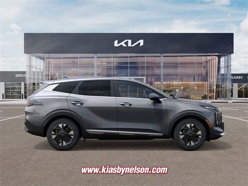 New 2026 Kia Sportage LX image 7