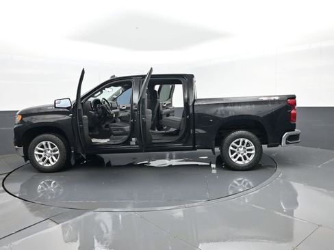 Used 2024 Chevrolet Silverado 1500 LT AWD/4WD image 30