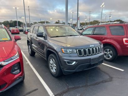 Used 2018 Jeep Grand Cherokee Laredo