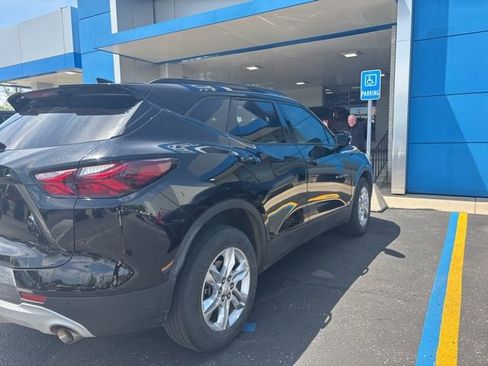 Used 2020 Chevrolet Blazer LT AWD/4WD image 3