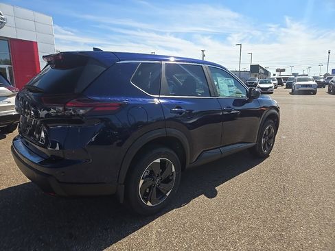 New 2026 Nissan Rogue SV image 7