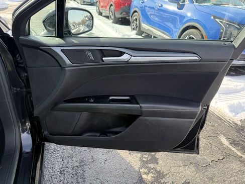 Used 2014 Ford Fusion SE image 20