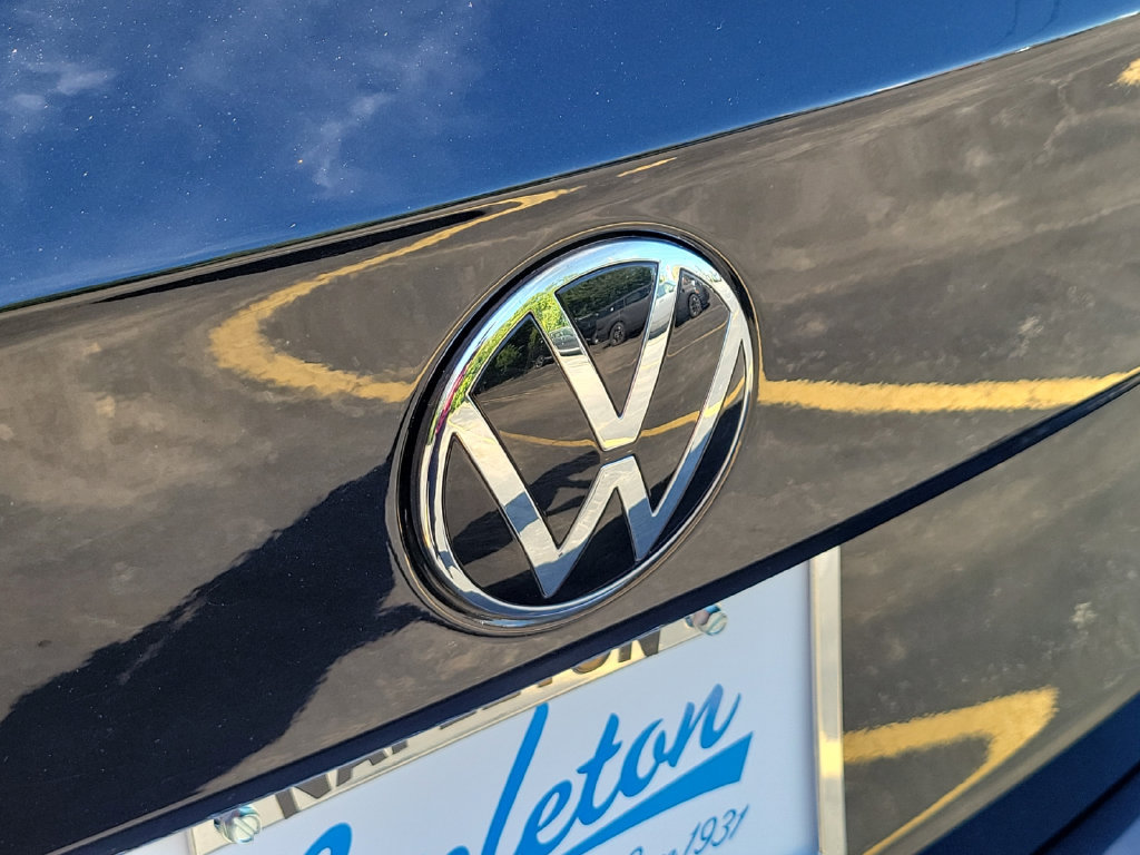 Used 2024 Volkswagen Taos SE FWD image 31