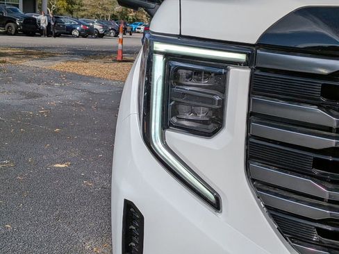 New 2026 GMC Sierra 1500 AT4 w/ AT4 Premium Package image 10