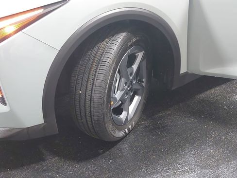 New 2026 Kia K4 LXS image 31