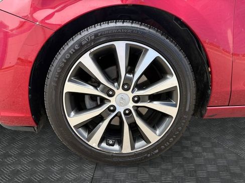 Used 2018 Hyundai Elantra GT image 13