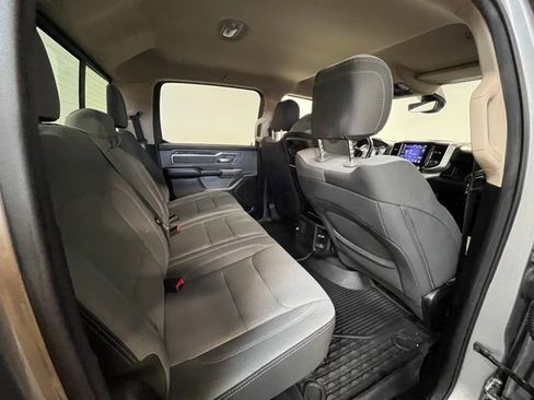 Used 2019 RAM 1500 Big Horn image 12