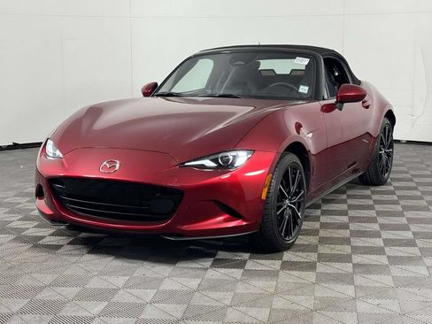 Used 2025 MAZDA MX-5 Miata Grand Touring w/ Weather Package RWD image 7