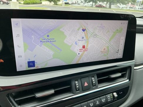 Used 2024 Lexus ES 350 w/ Premium Package FWD image 24