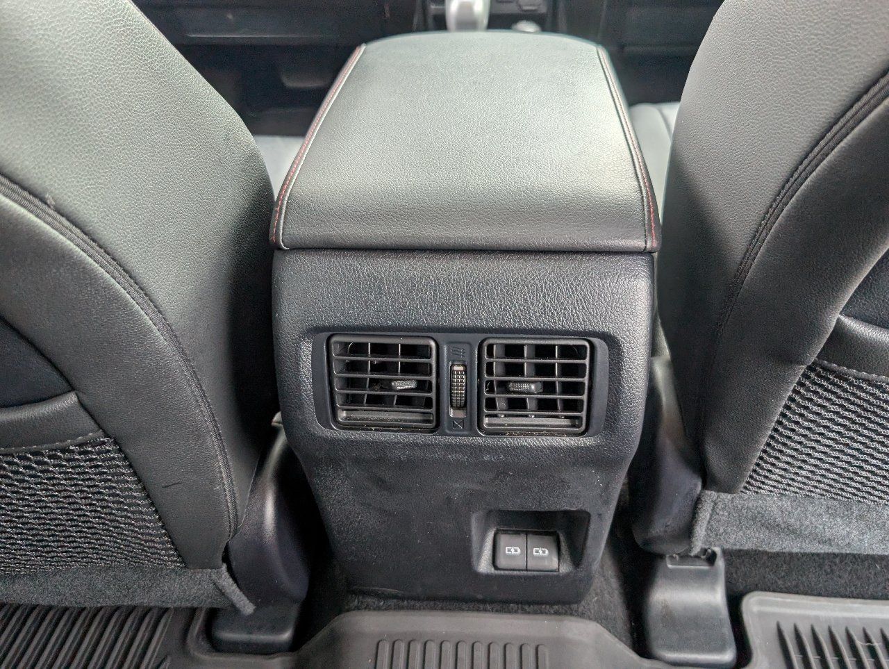 Used 2024 Toyota 4Runner TRD Off-Road Premium w/ Off Road Premium Plus Package AWD/4WD image 7